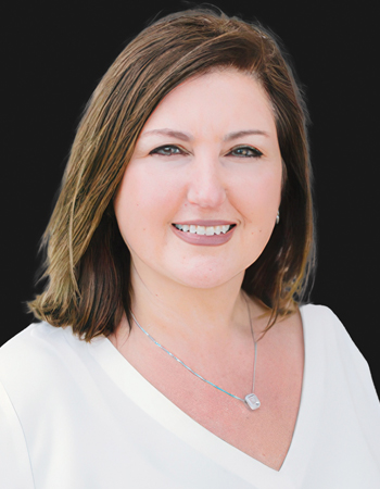 Caroline &nbsp; Edwards Headshot